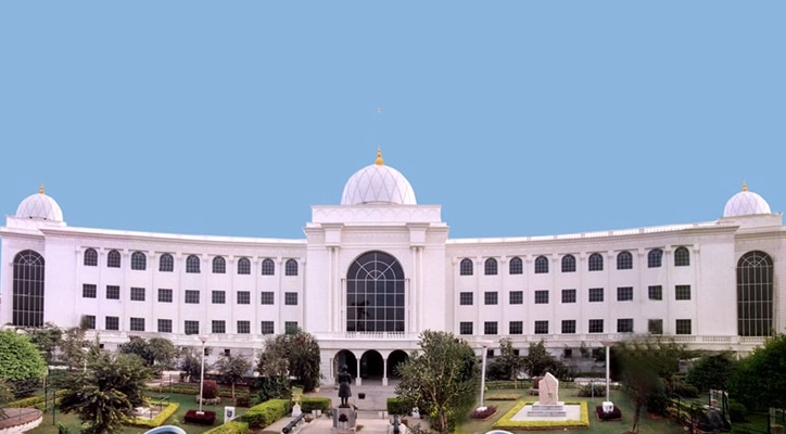 Salar Jung Museum in Hyderabad displays a rich collection of art, antiques, and historical items.