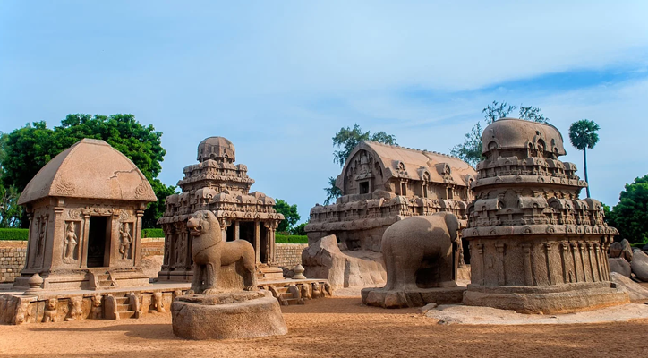 Discover Mahabalipuram’s iconic rock-cut temples, rich heritage, and stunning Pallava-era sculptures.